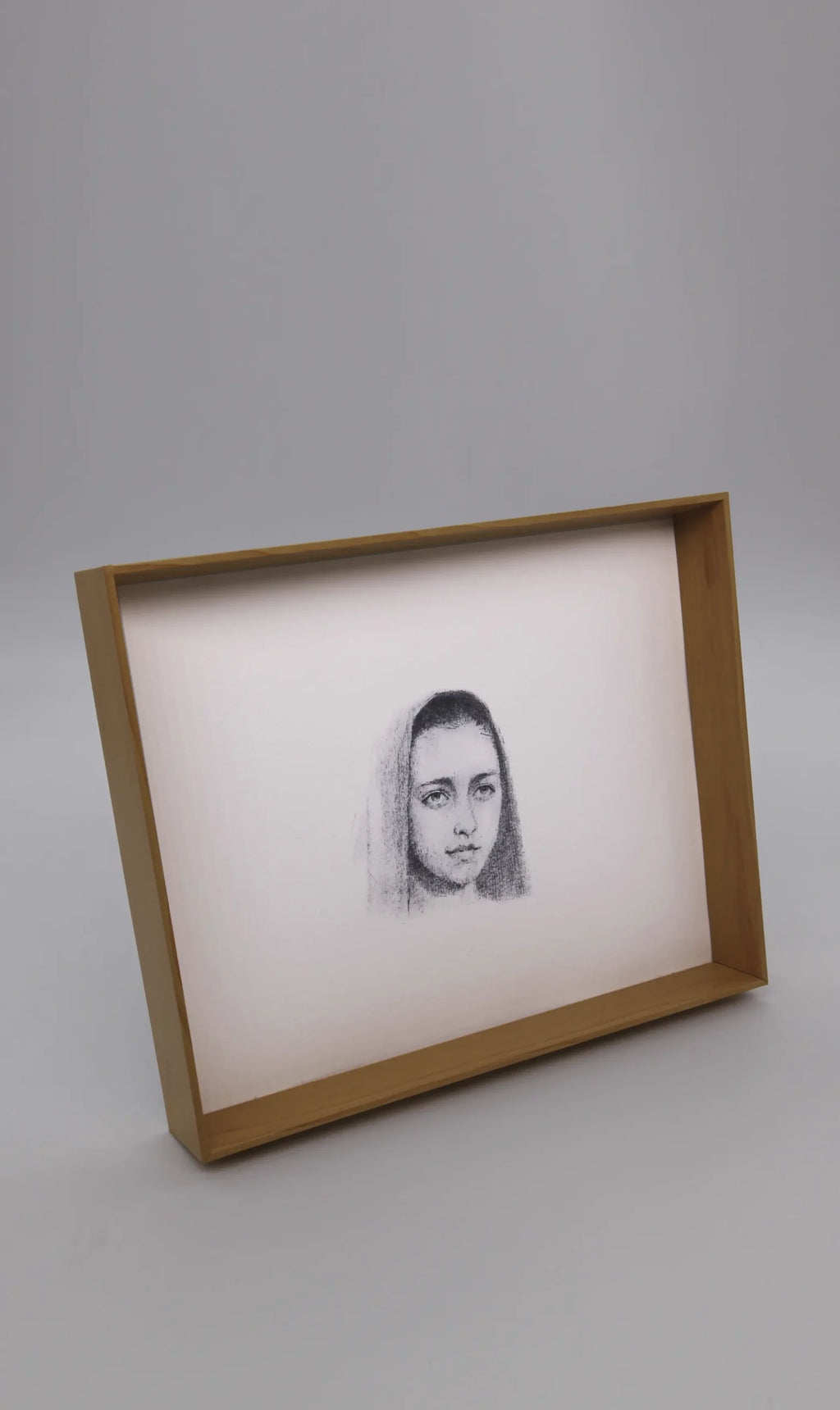 Edición Gráfica – María ante el Misterio