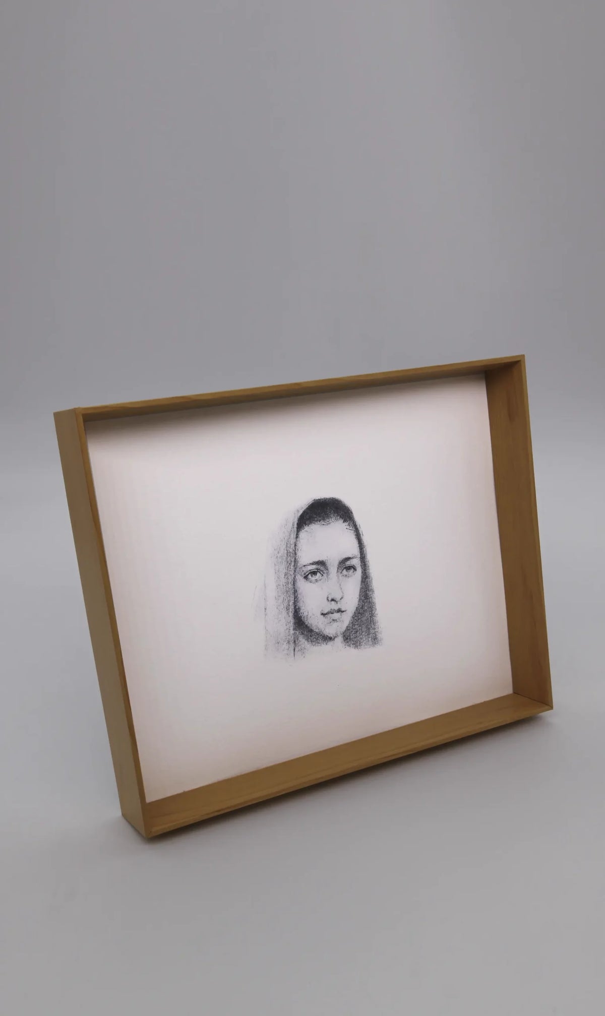 Edición Gráfica – María ante el Misterio